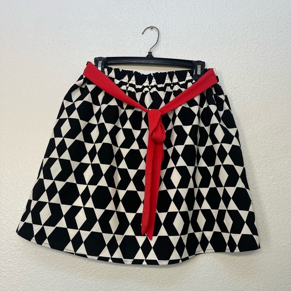 Francesca's Collections Black and White Bubble Skirt Tie Front Cocktail - Picture 1 of 5